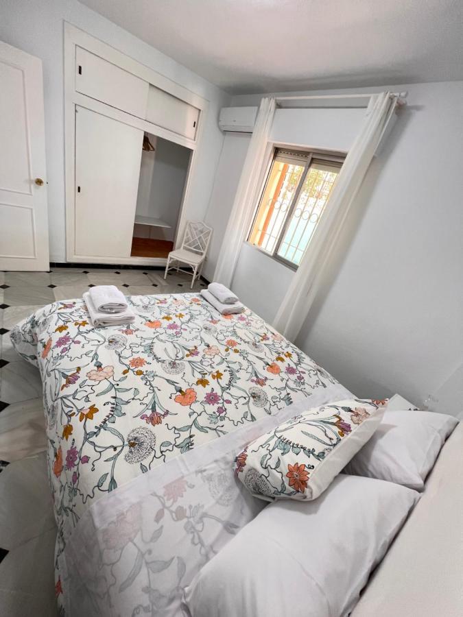 Apartamento Pedregalejo Playa, Piscina Y Parking Málaga Exterior foto