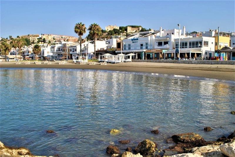 Apartamento Pedregalejo Playa, Piscina Y Parking Málaga Exterior foto